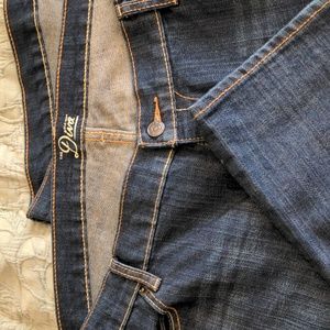 Old Navy Diva 18 short